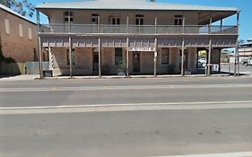 Austral Inn